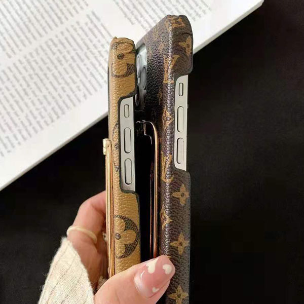 Louis Vuitton iPhone 13 Pro Max Hard Case holder iPhone 13/12/11