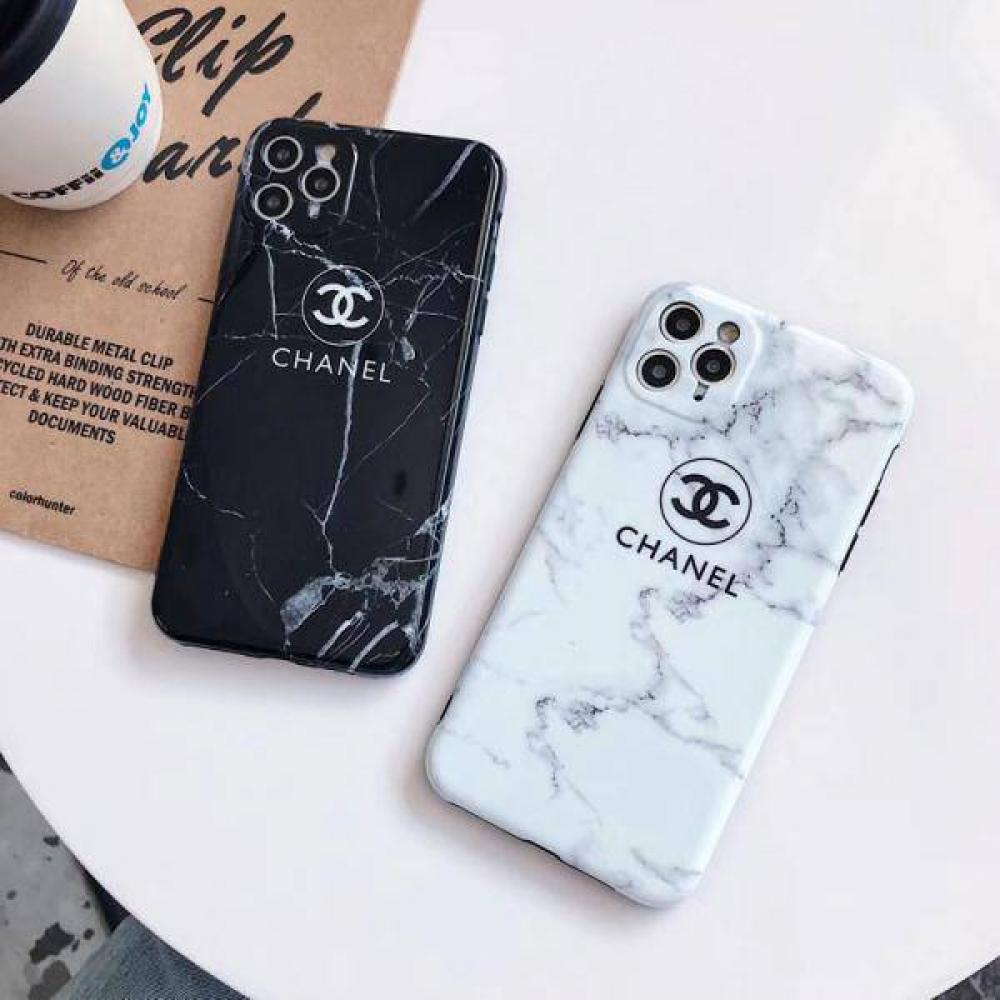 CHANEL CLASSIC CASE FOR IPHONE XII PRO MAX WITH CHAIN