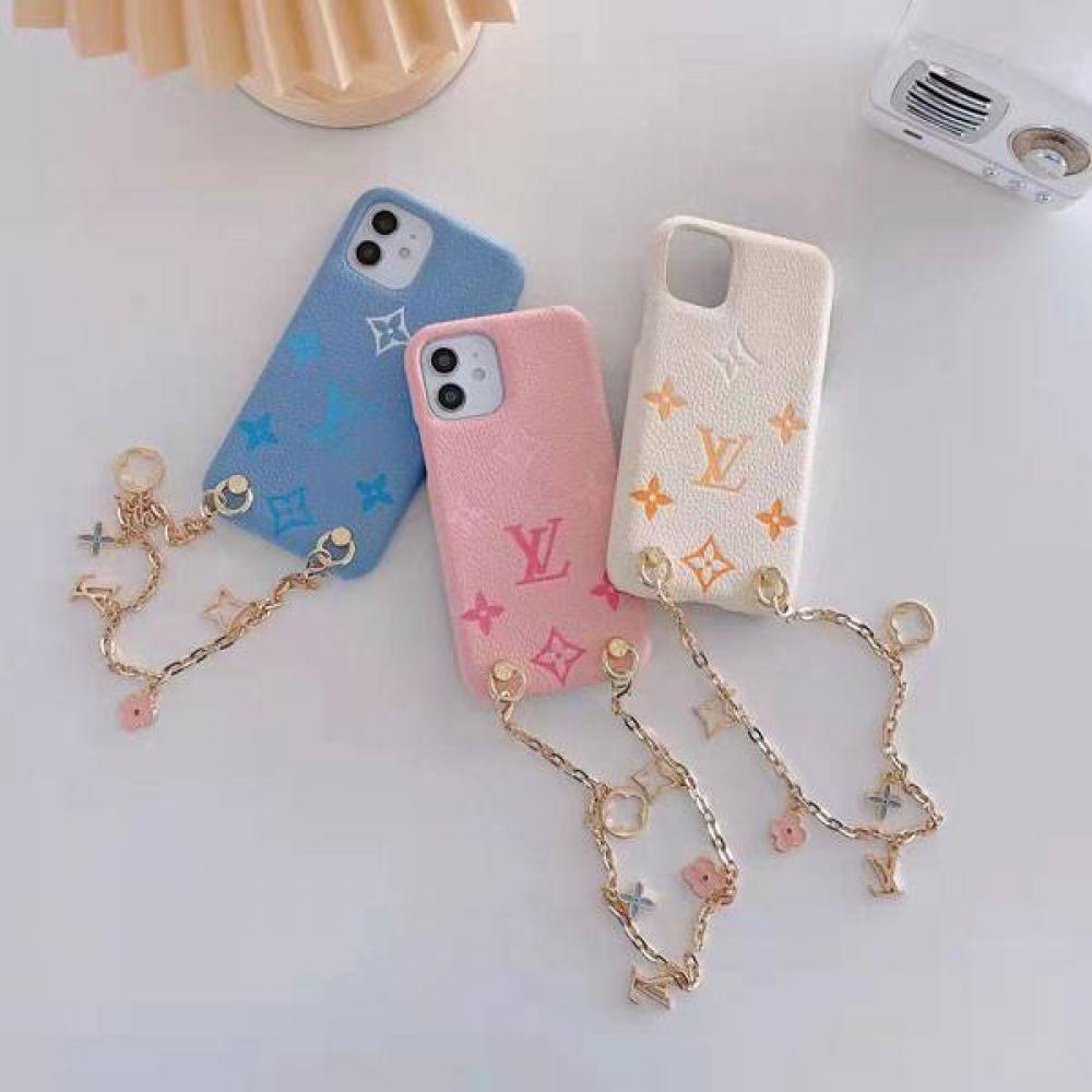 Fashionable Louis Vuitton iphone13 / 13 pro max case with chain Fall  prevention brand iphone 12 / 12 pro max Silicone carrying case