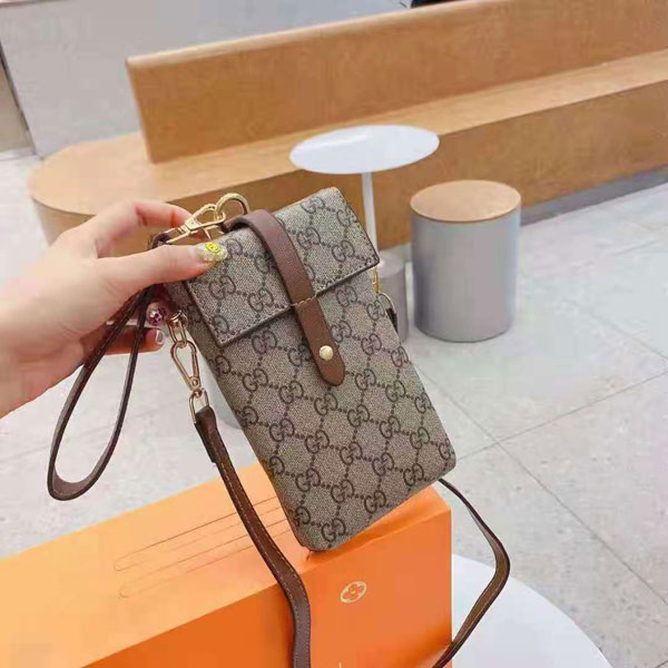 Fashionable Louis Vuitton Gucci iphone 13 13 Pro 13 Pro Mas smartphone pouch for ladies GUCCI LV Shoulder Bag Diagonal Mobile Pouch